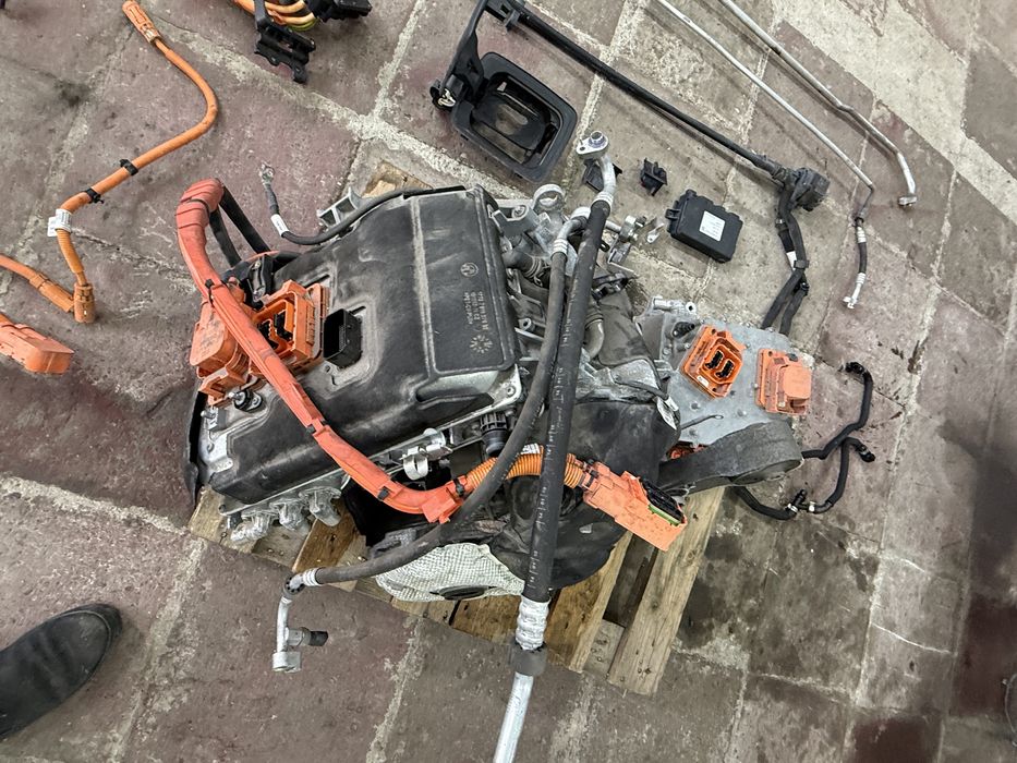 Двигатель BMW i3 2015 пробег 60тыс