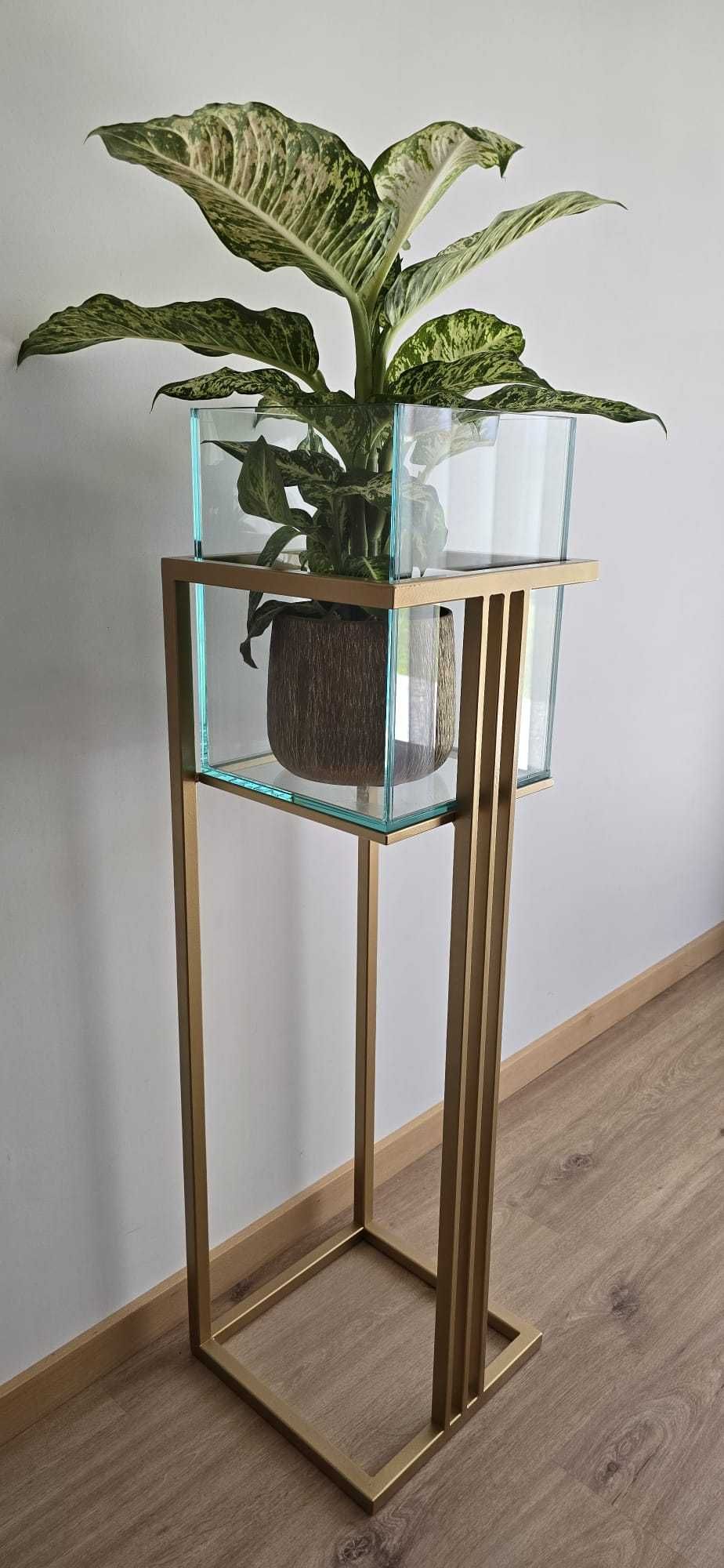 Floreira ferro galvanizado pintado dourado