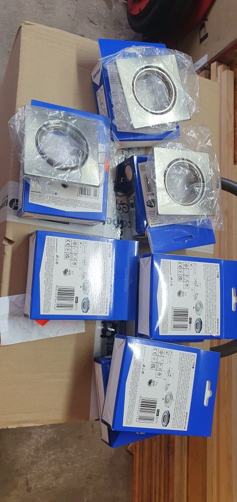 Oprawy Halogenowe