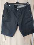 spodenki Cropp 34 .