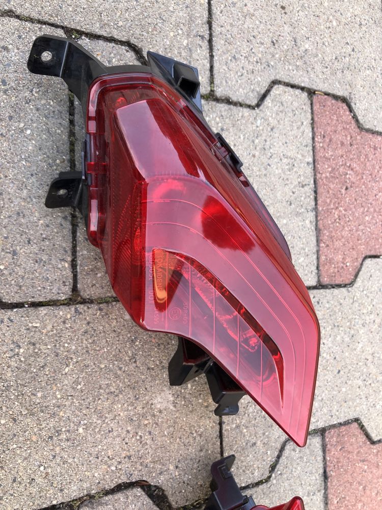 Lampa tylna Yamaha T-MAX 530 DX tył lewa prawa Europa