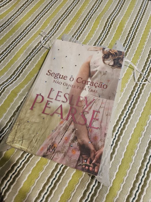 Livro Segue o Coração de Lesley Pearse
