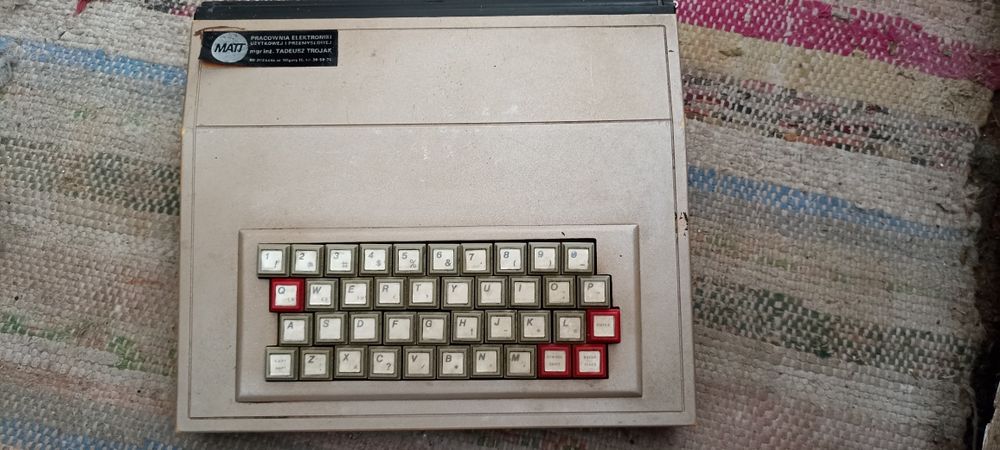 Ретро клавиатура компьютер zx-spectrym