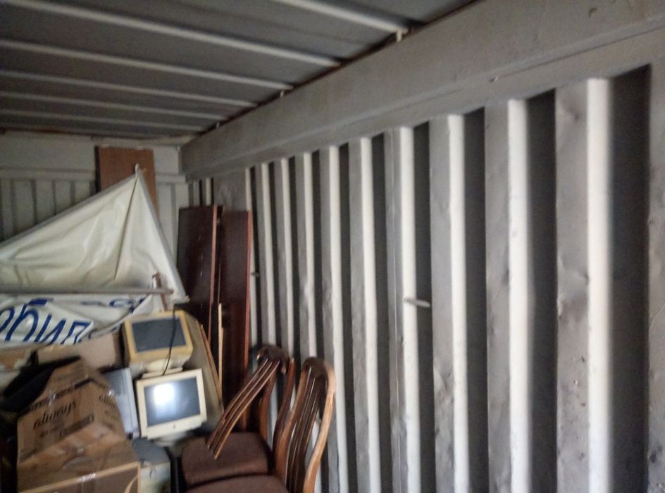 Контейнер не стандартный 20ф под зерно или на причал шириной 2и