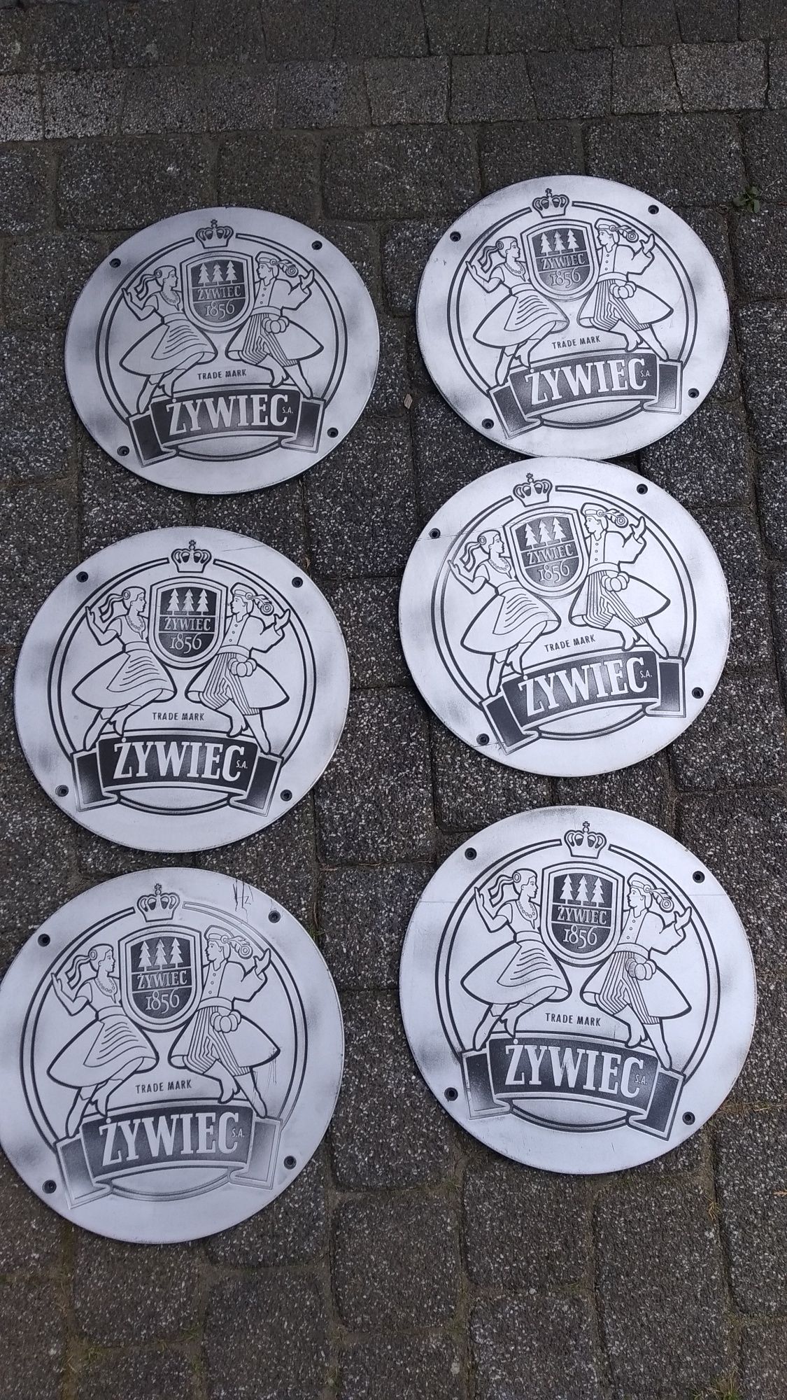 Żywiec ozdoby plastikowe