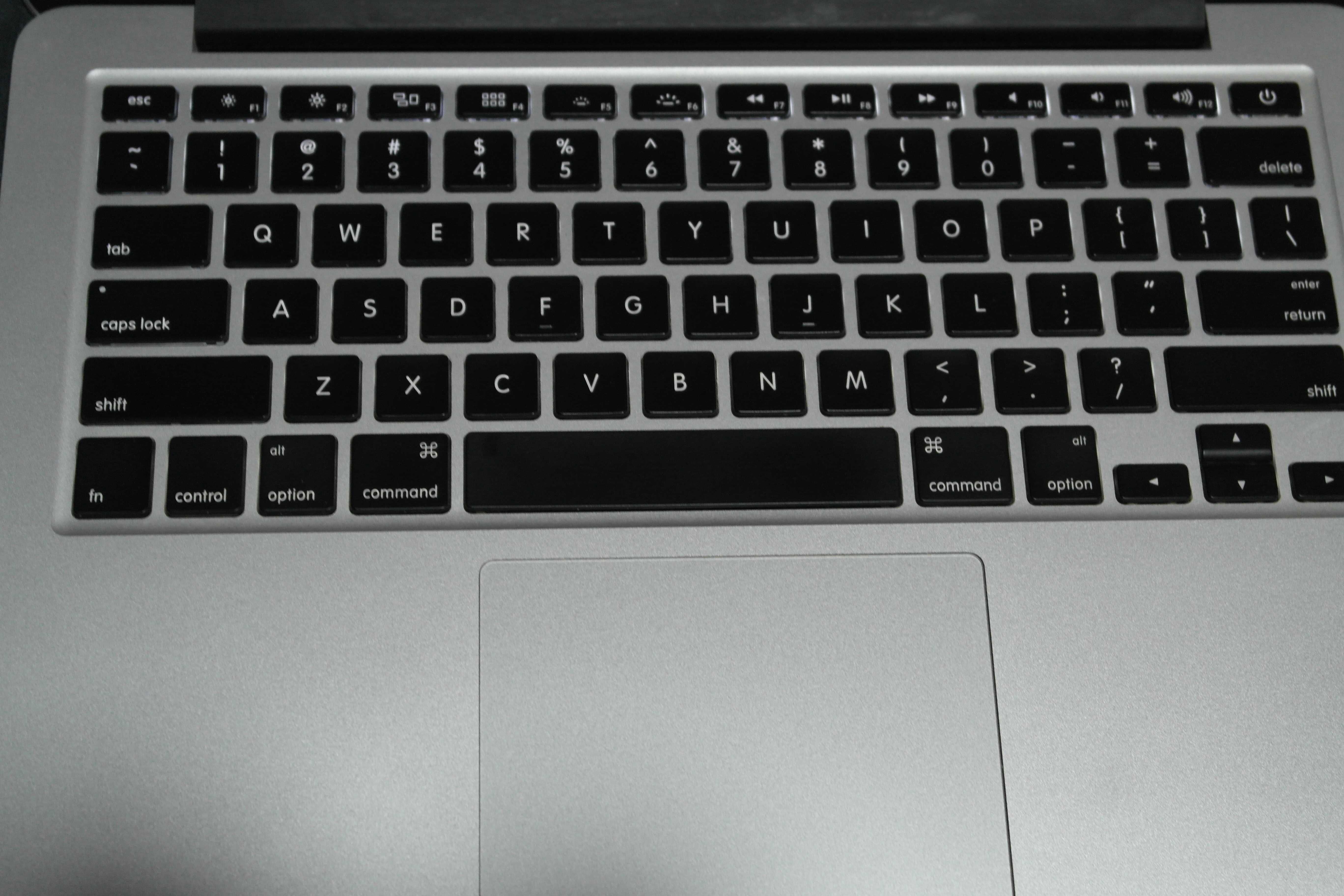 Macbook Pro (Retina, 13, early 2013) 8/256, MacOS 13 Ventura