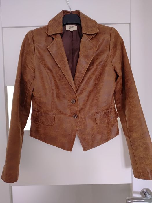 Krótka marynarka brązowa