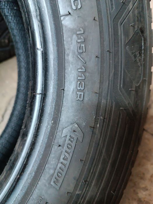 Opony wielosezonowe 235 65 R16C GoodYear