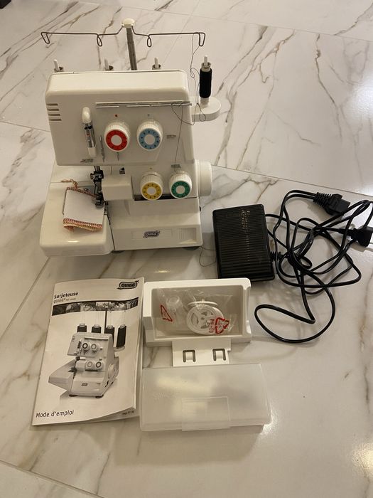 Оверлок Quigg MD10685