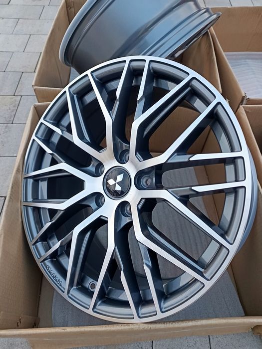 #MA4 Alufelgi R18 5x114,3 Lexus IS: 2005 RX: 2000 NX: 2014