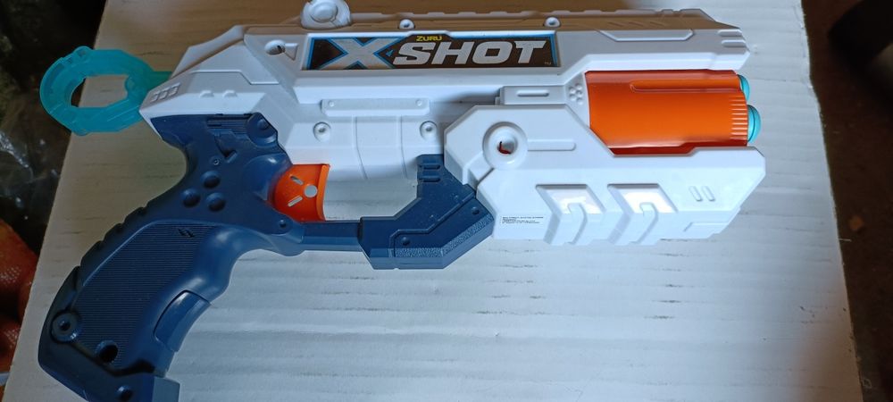 Pistolet XSHOT Zuru