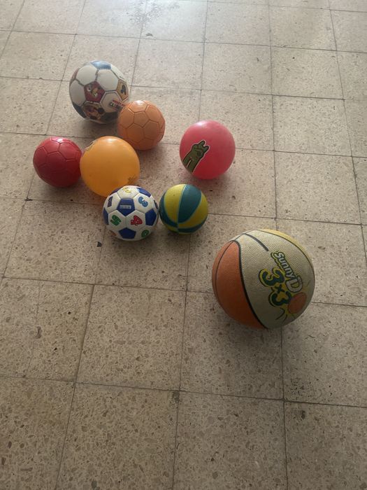 Oito bolas  usadas
