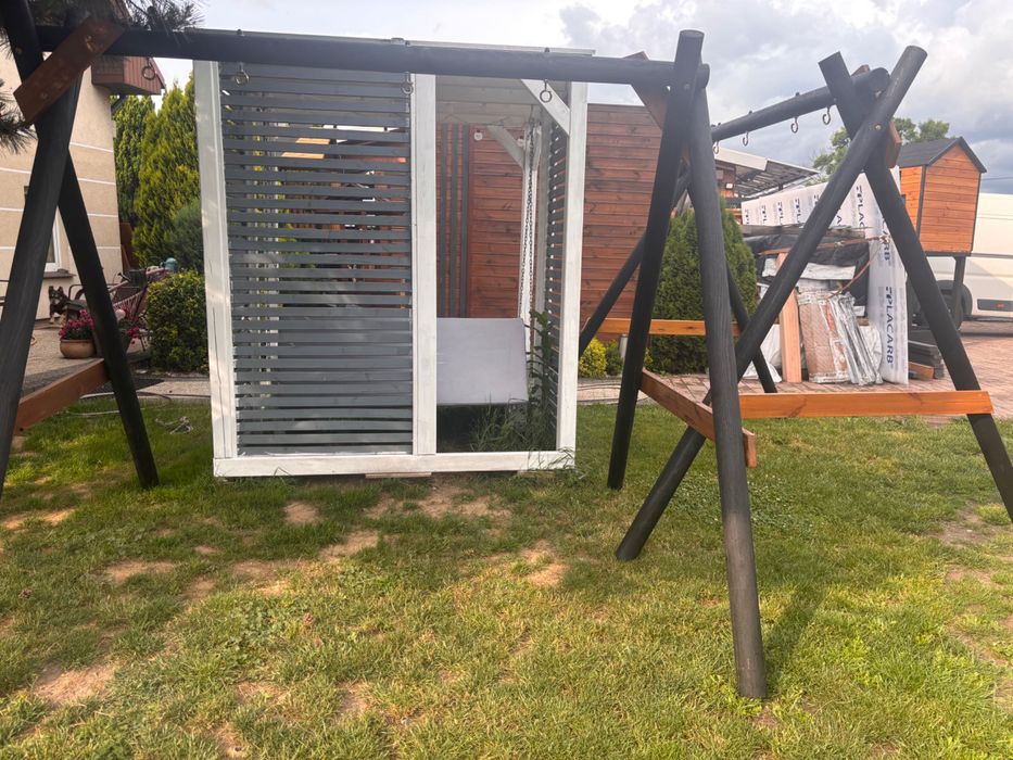 Stelaż na huśtawki, plac zabaw