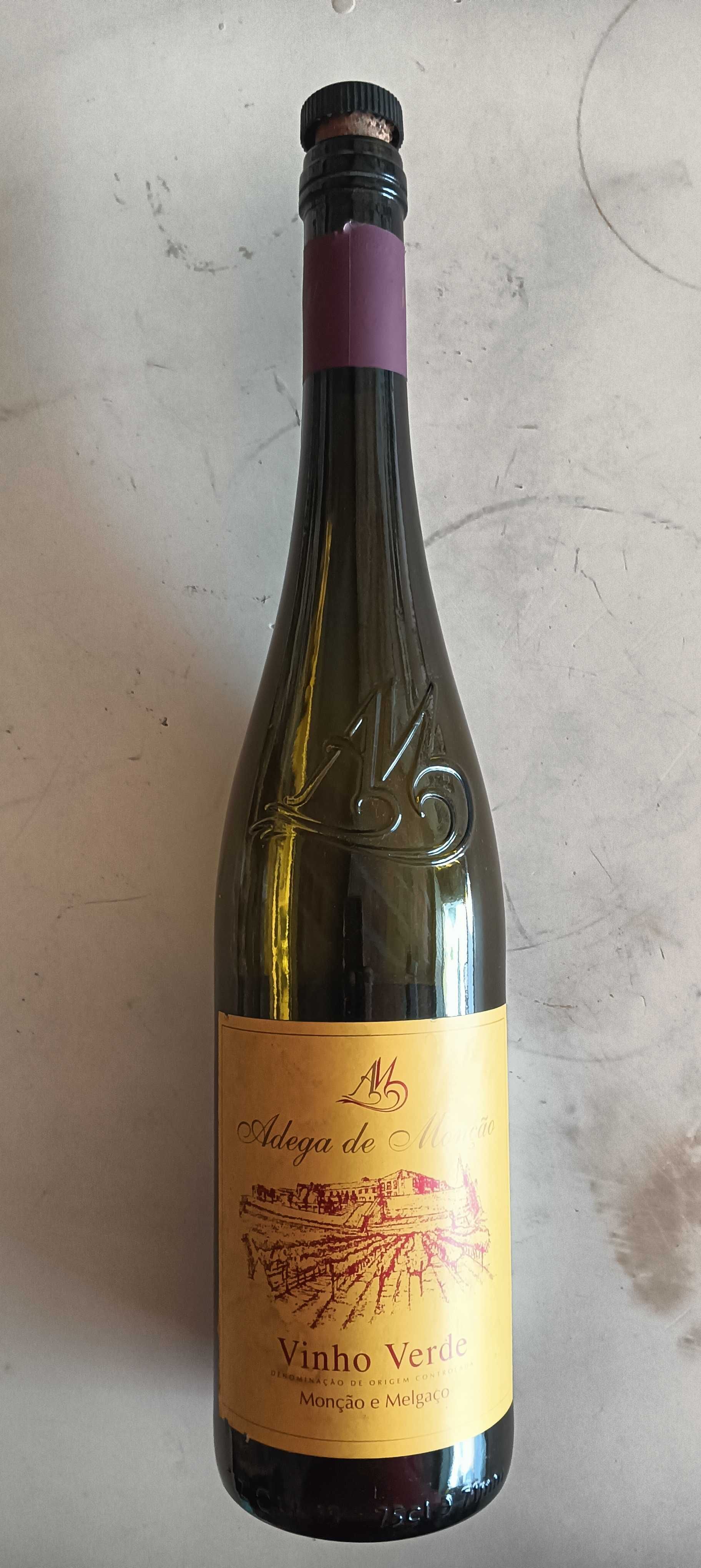 Garrafas 0,75 l vazias