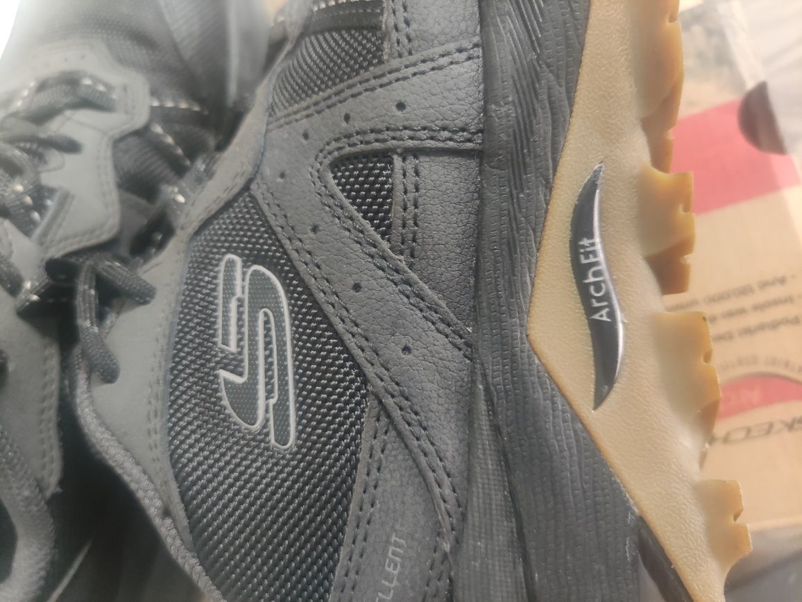 Buty skechers art fit trail air zimowe