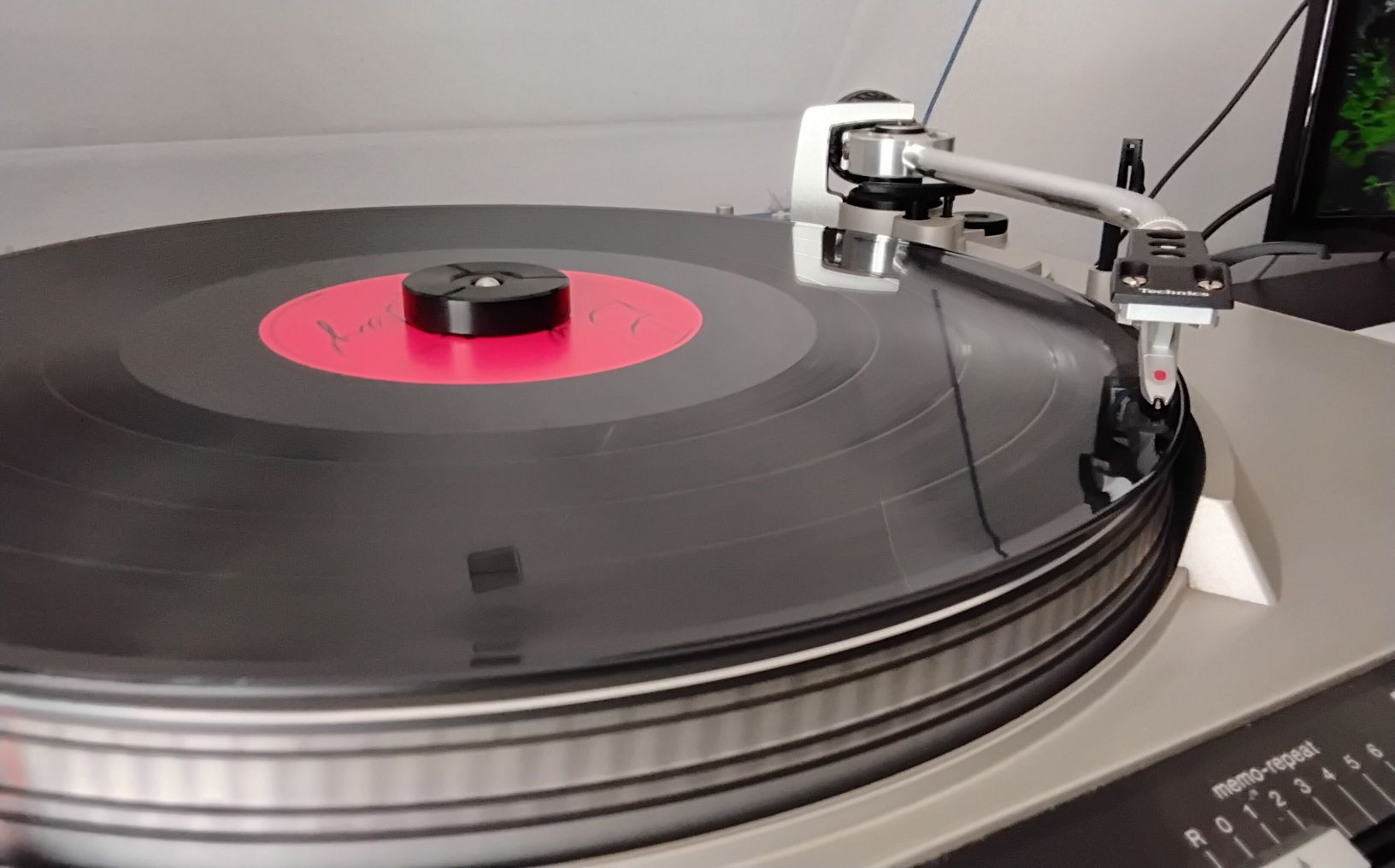 Technics SL-3300 direct drive automatic giradisco