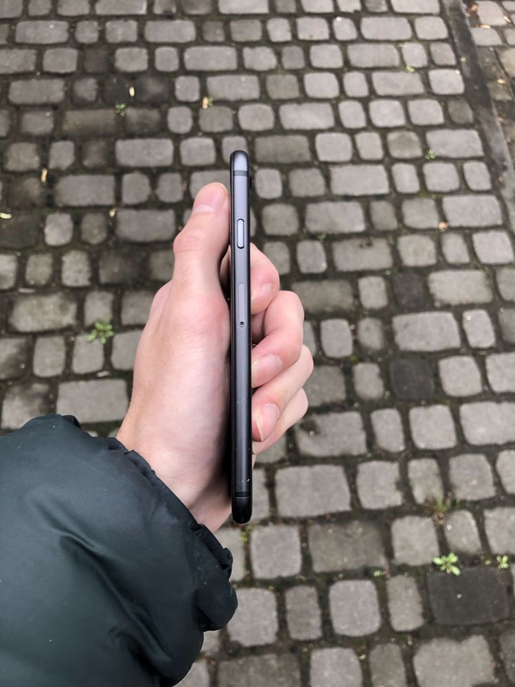 IPhone 8 64g Ідеальний стан