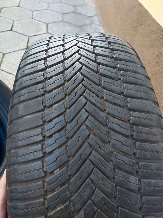 Opony 4 sztuki 235/55 R17 Bridgestone weathercontrol a005