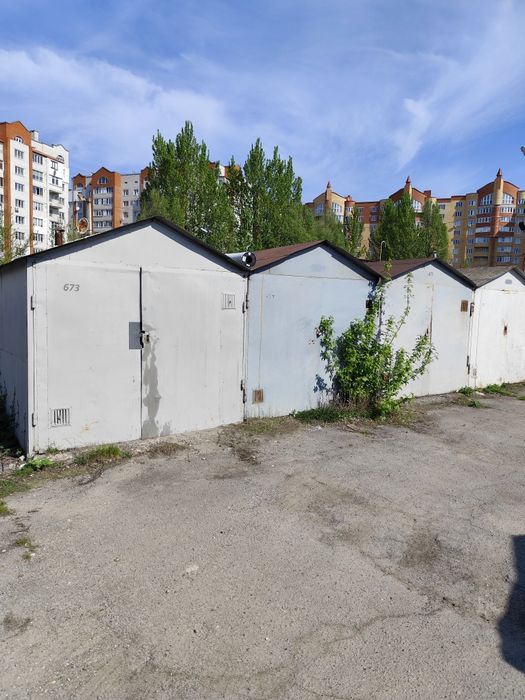 Оренда гаражів на східному масиві