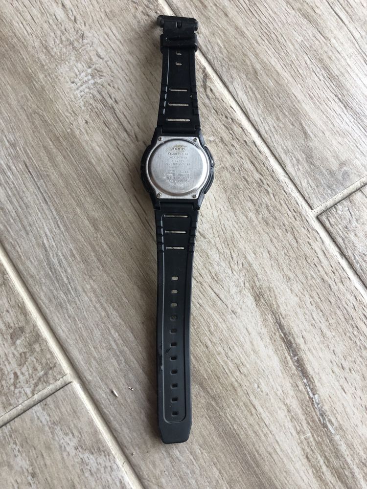 Zegarek męski japońskiej marki Casio Japan Movt Vintage