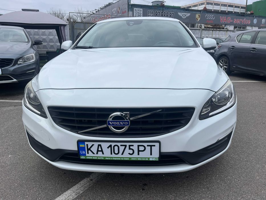 Volvo V60 (facelift) 2.0 дизель 2016 із Нідерландів