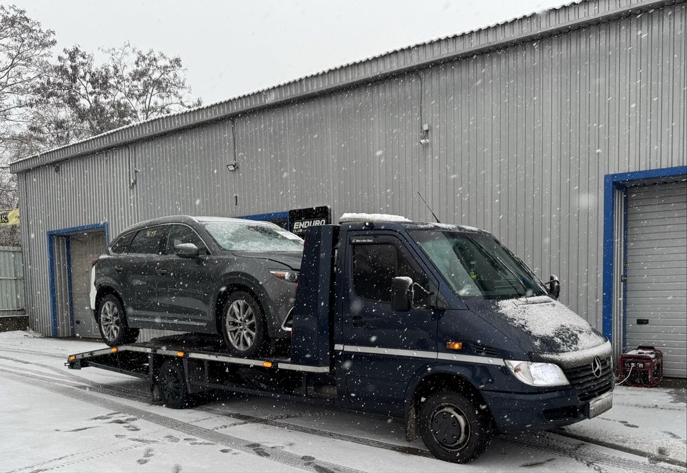 Евакуатор Київ Позняки Дарниця