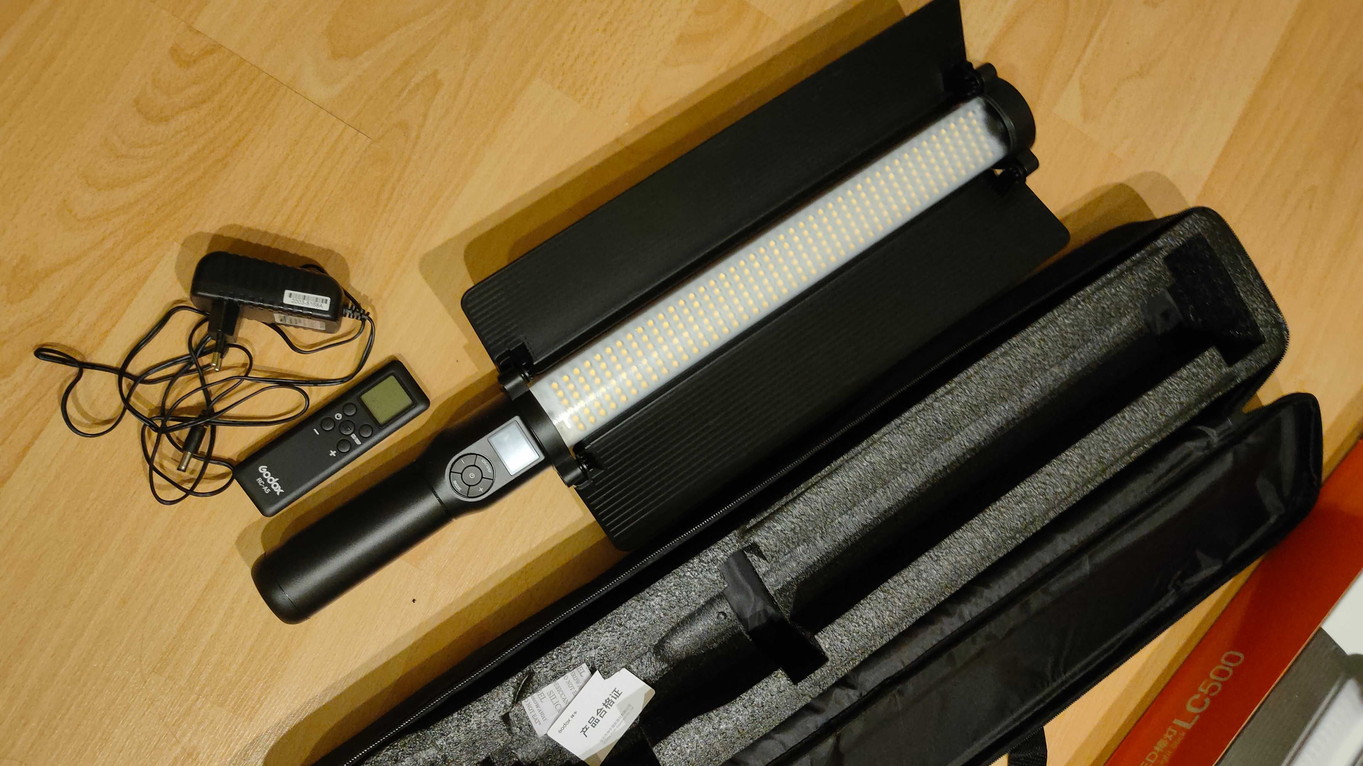 Світлодіодний освітлювач Godox LED Light Stick LC500