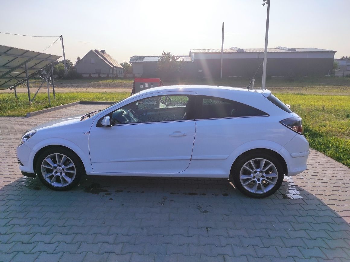 Opel Astra GTC 2008 1.6