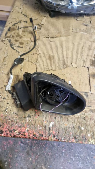 Lusterko prawe Mercedes W177 A klasa 8+7 pin