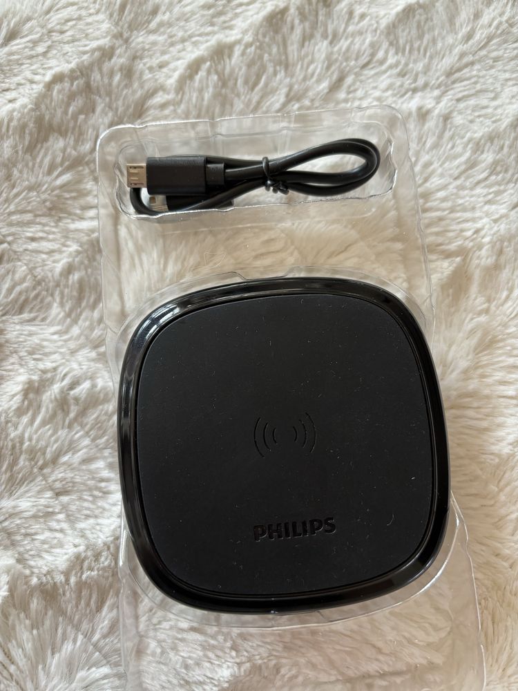 PHILIPS Qi Wireless Charger