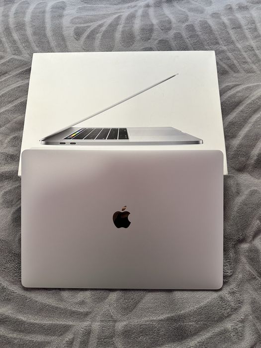 Ноутбук MacBook Pro 2017