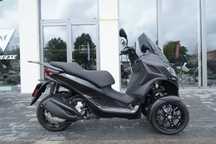 Piaggio MP-3 310 HPE Sport. --Skuter na kat. B --