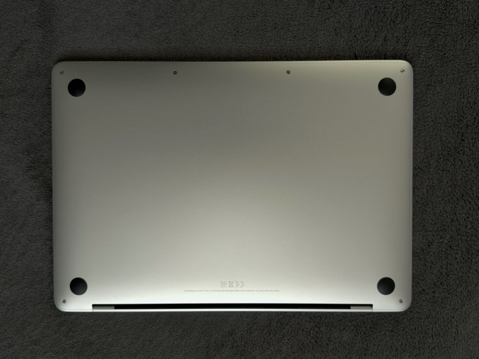 Macbook Pro M1 2020 8GB RAM, 256GB SSD, kondycja baterii 95%