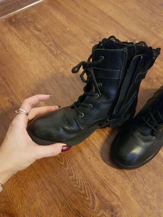 Skórzane botki Lasocki ocieplane, kozaki skóra Lasocki trapery