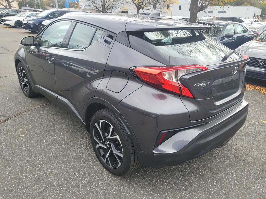 Toyota C-HR      2019