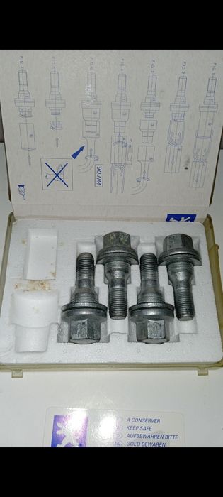 Parafusos Pernos para Peugeot