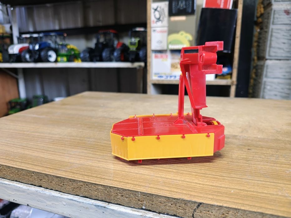 Bruder kosiarka rotacyjna