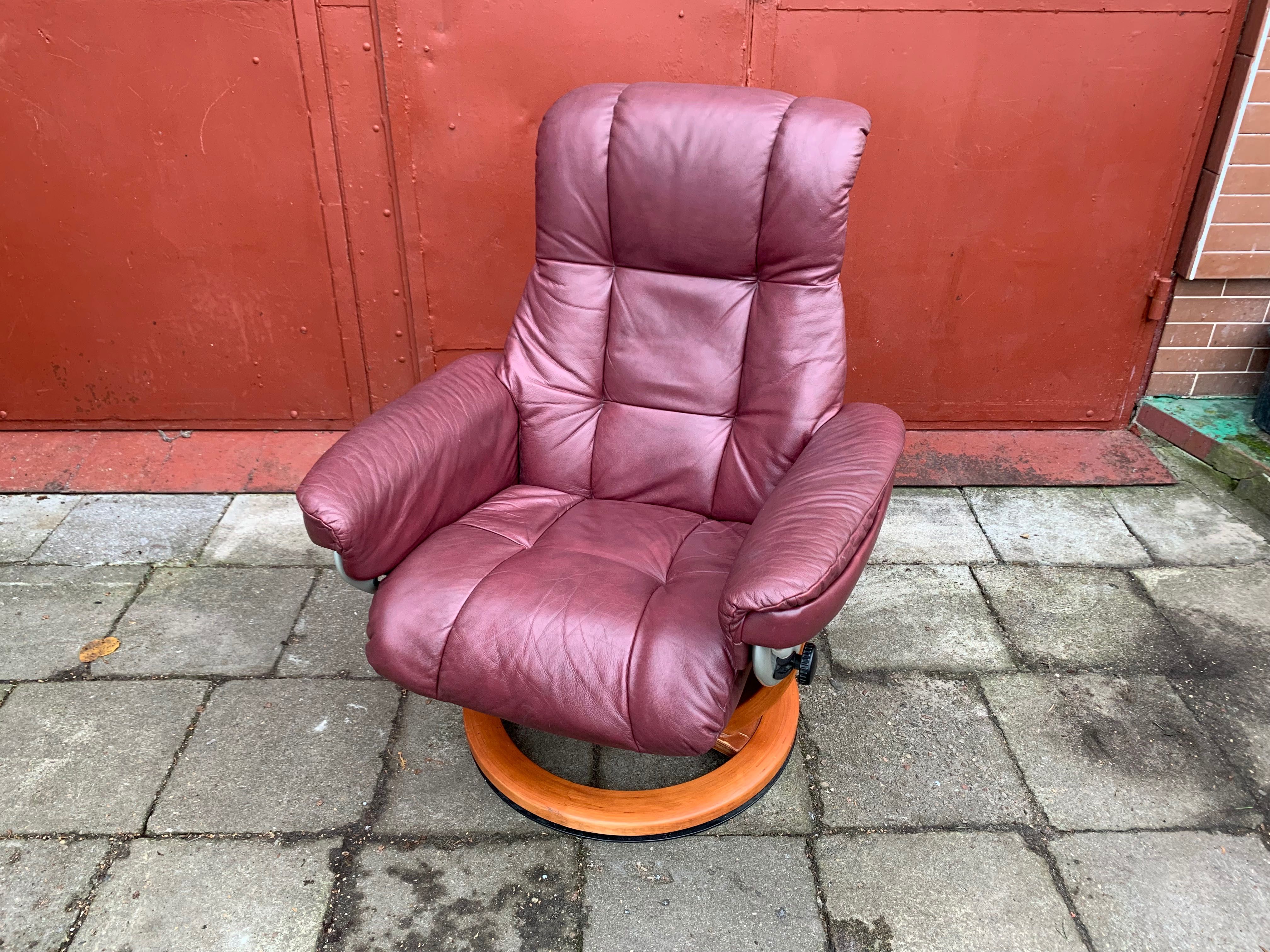 Skórzany fotel relaksujący Stressless Ekornes