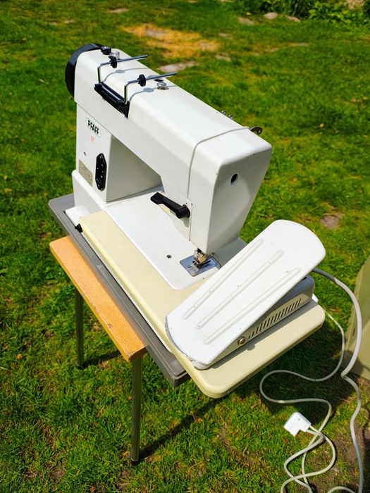 Maszyna do szycia pfaff 97