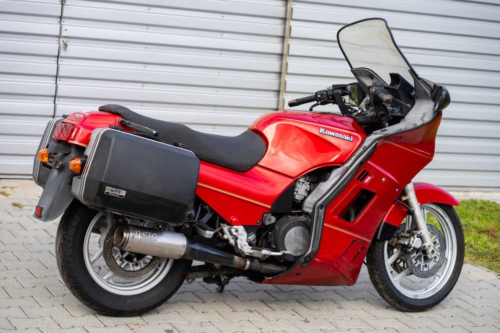 Kawasaki GTR 1000 | na części baza Custom Cafe Swap Silnik