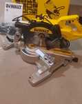 Pilarka ukosowa DEWALT DWS774, nowa, najtaniej.
