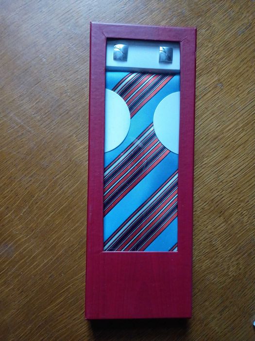 Krawat ze spinkami do koszuli - nowy