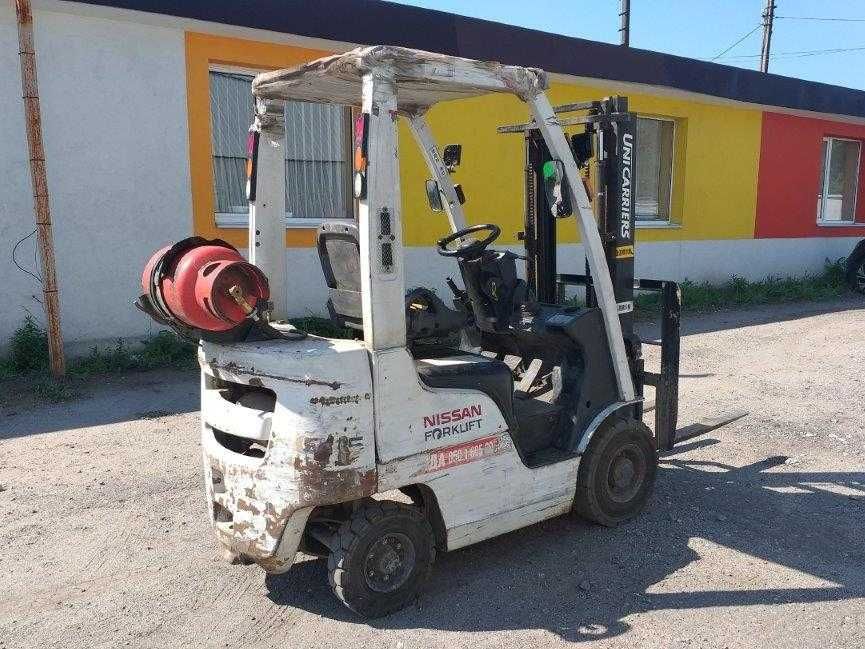 Вилочний погрузчик б/у Nissan (Япония) FG20, газовый автопогрузчик бу