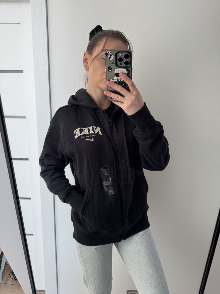 Bluza czarna Nike z kapturem nowa z metką
