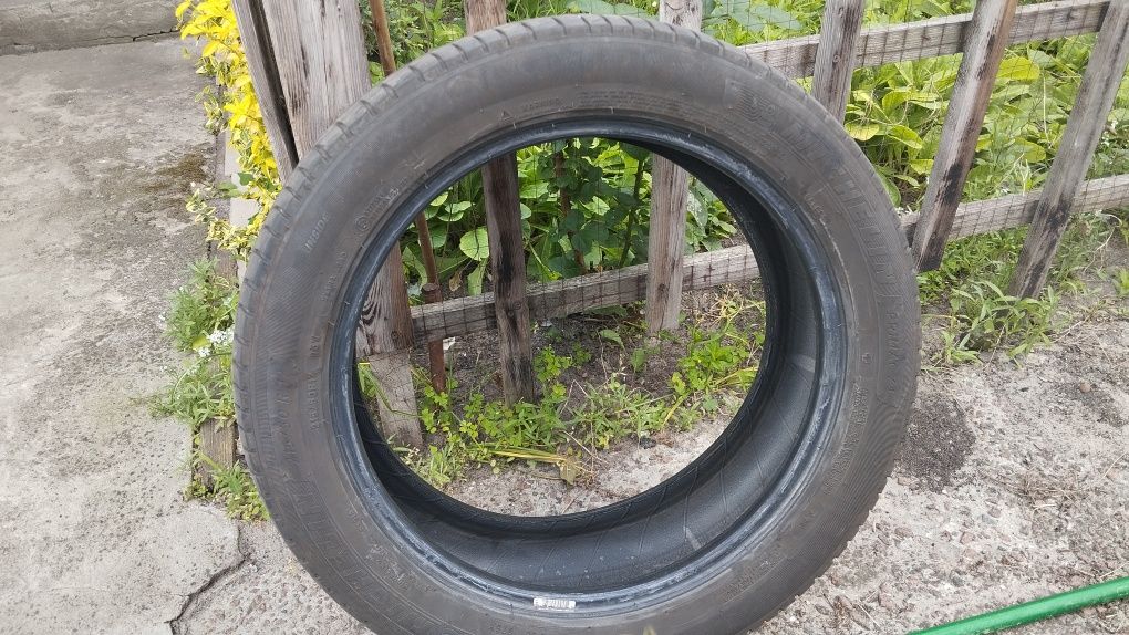 Гума літня MICHELIN 215/50R17