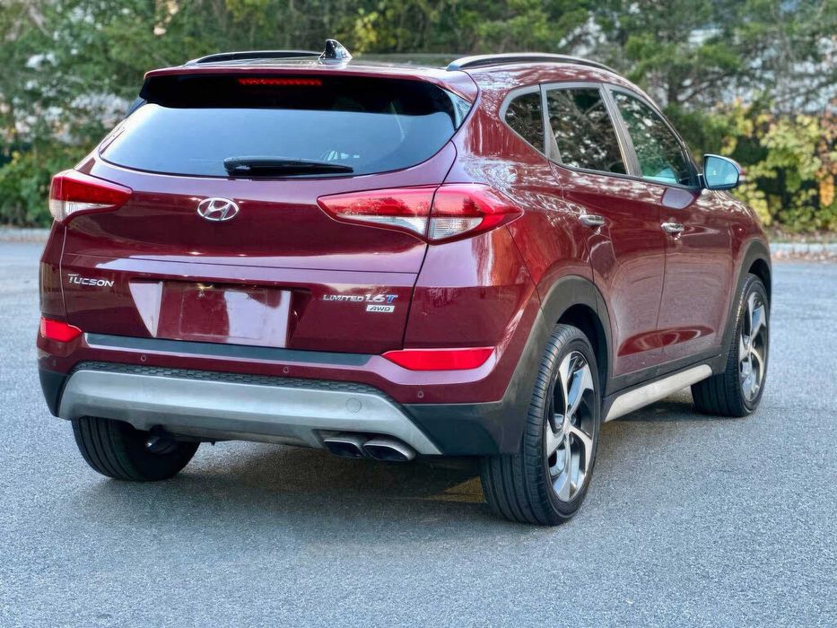 Hyundai Tucson Limited      2018