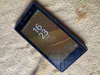 Telefon Sony Xperia C6903