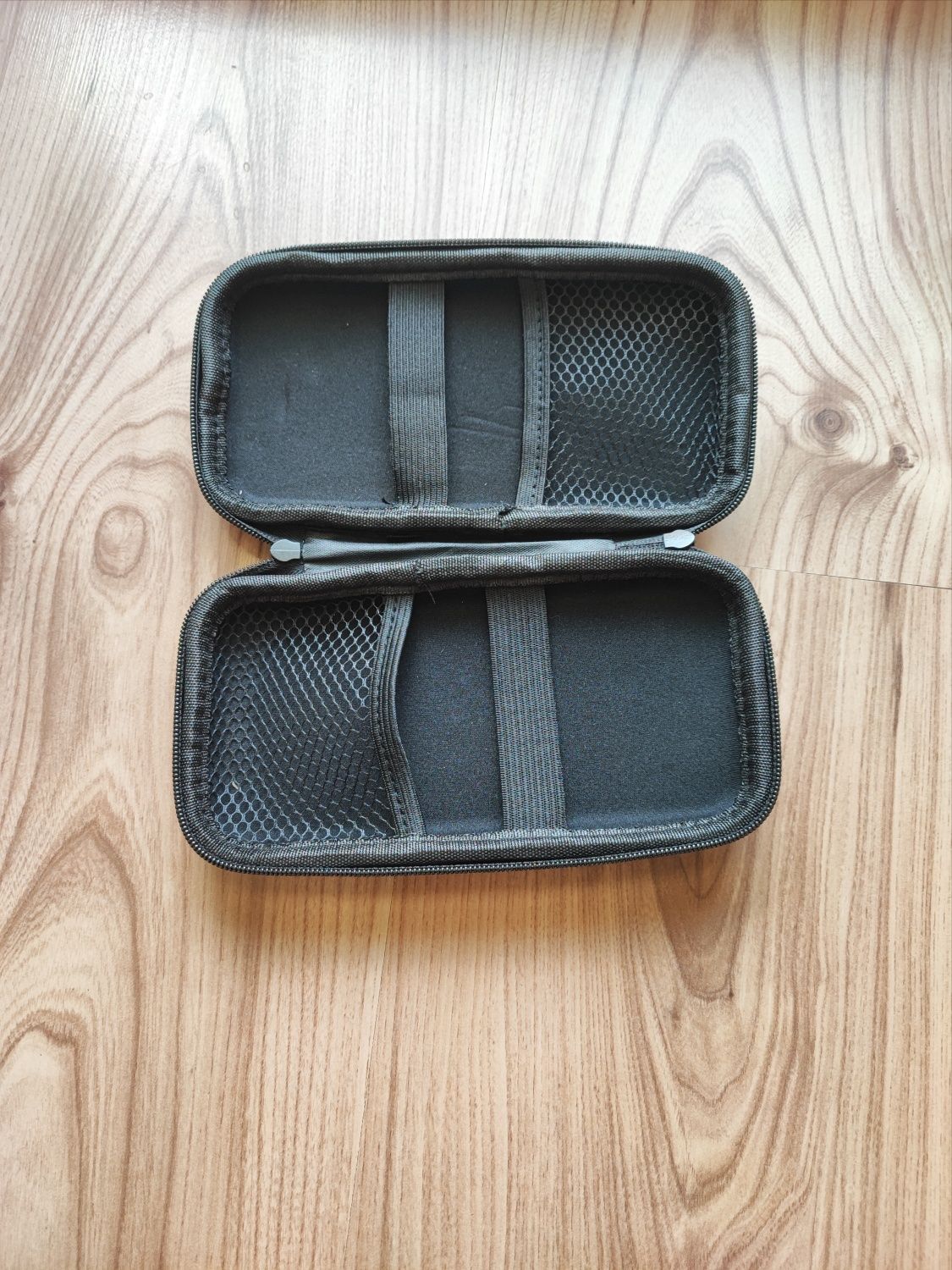 Pokrowiec twardy etui futerał na audio sprzęt powerbank inne