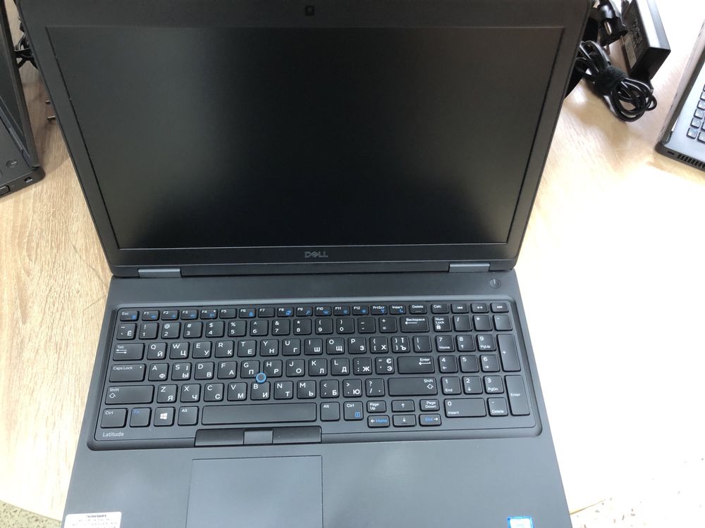 Dell Latitude 5590 lte