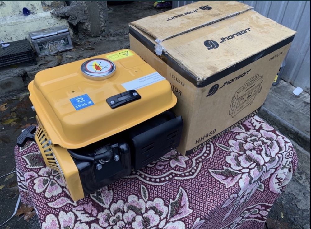 Продам 2-х тактный генератор , 1100 вт